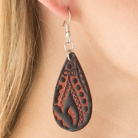 Get in the Groove - Brown Teardrop Earthy Paisley Like Earrings - Picture 2 of 2